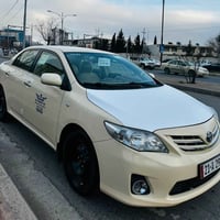 تۆیۆتا کرۆلا 2014 بیلاد تەکسی ئؤتؤماتیک مەکینە گەورە  ڕەقەم سەنەوی ژین...