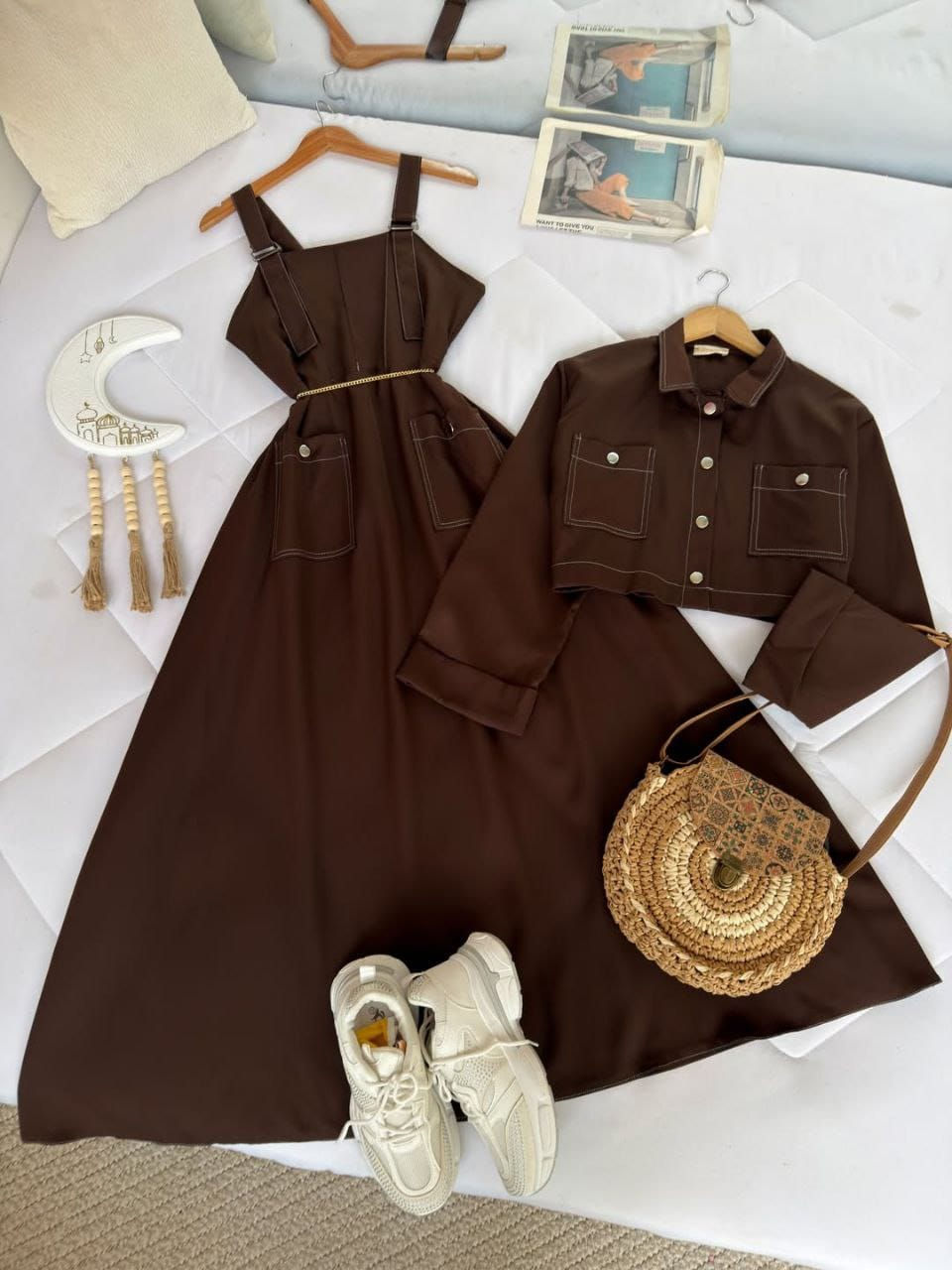 الأنوثة لها عنوان… واختاريه عند [ شانيل ستور ]✨️🌸

ملابس العيد 💃💃💃

صدرية مع كنزة❤‍🩹
خامة هوريم دابل تركي

✅38-40-42-44-46-48✅

   للحجز يرجى مراسلة الصفحة ⭕️

خدمة التوصيل متوفرة لجميع مناطق العراق🚚


**إذا كنت صاحب هذا الإعلان وتريد حذفه لأي سبب، رجاءا أرسل رسالة إلى الدعم الفني**