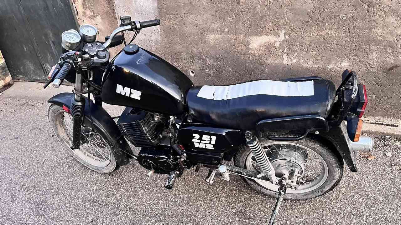 للبيع مكاني الانبار قضاء راوه 

  تواصل عل رقم ***********
