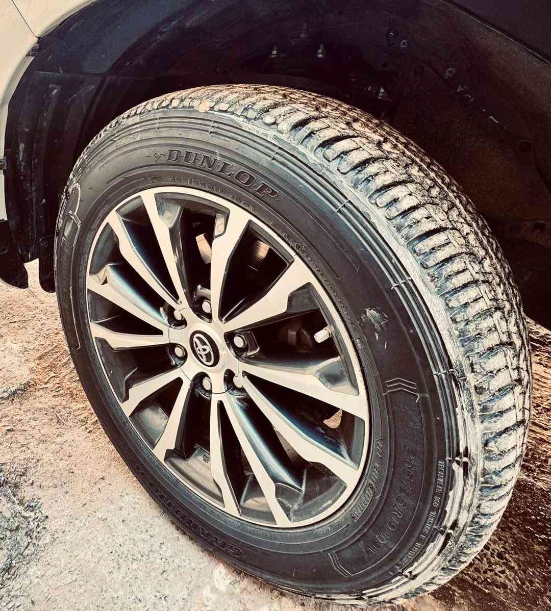 برادو 2022 سبعينية TXSرقم اربيل انكليزي الدولي للبيع
رقم حلو . فتحة قمارة . 7 راكب . 6 سلندر . محرك 4000 . حساس خلفي . كاميرا خلفية . 2 بصمة . مغلفة ppf البنيد و التكم و المري و اللايتات . تخم تاير جديد دنلوب . مري شفط . مانع انزلاق . كشنات جلد بلادي . مقاعد امامية كهربائية . شاشة عرض . زراك لايت . الجام مغلف ضد اشعة الشمس uv . الخلفيات مضللة . دوسات اصلية ما مستخدمة . سبير دفن . تانكي بنزين واحد . الجامة الخلفية تنفتح بدون فتح الجنطة . 8 ايرباك . مثبت سرعة . شاحن وايرلس . كشافات ضبابية . نظام ترحيب . هوك اصلي . ثلاجة . تبريد 3 قطع . السيارة ماشية  116 قابل للزيادة كل الصيانة و تبديل الزيت و الدسكات بالشركة و ترتيبهة شركة  موجود دفتر الصيانة . و بيهة ملاحظة بسيطة بالجنطة مثل ما موضح بالصور . السيارة بالحلة 
السعر 43 الف و بيهة مجال حگ الجية
رقم الموبايل  ***********   /  ***********
