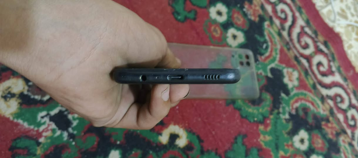 سلام عليكم 
موبايل A12 البيع
فقط مبدل شاشه
السعر 60 وبي مجال
رقمي *********** راسلني واتساب وتدلل
