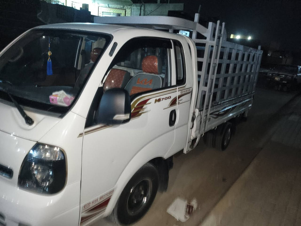 سلام عليكم كيه حمل للبيع 2700
موديل 2020 سياره كفاله عامه رقمها بابل مكانها ديوانيه سياره نضيفه كلش محرك مامفتوح رقم شاصي واضح دشمه جديده سياره كلشي شغال بيها ملاحضه 
تنباع بدون محجر 
سعرها 134وبيها مجال
رقمي ***********
