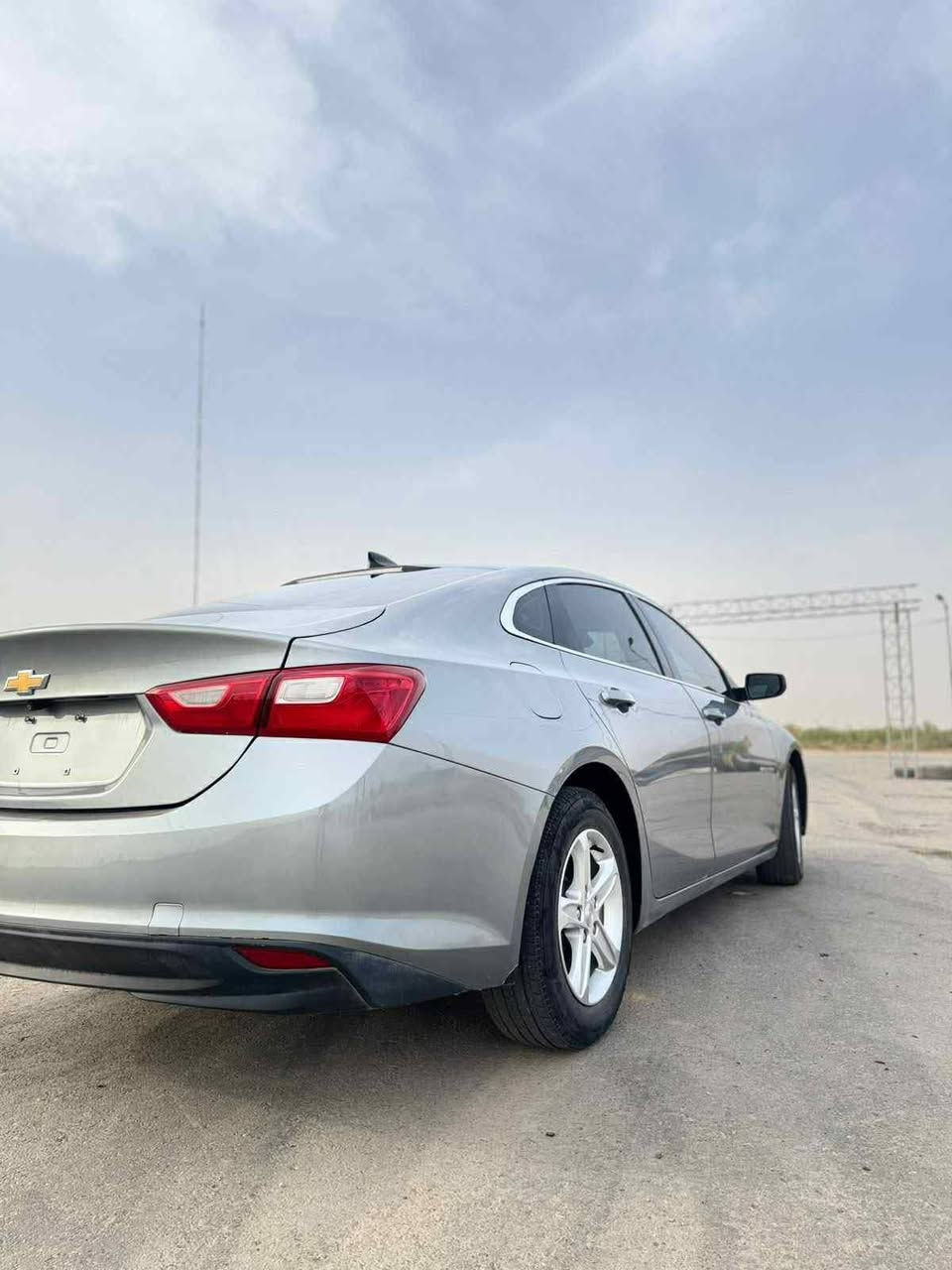 السلام عليكم
ماليبو 2023 فئه ls
نص مواصفات
ماشيه 52الف كيلو
سيارة خير من الله حادثه بس هذا الموضح بلصوره  الجاملغ متعدل وقبق الجنطه مبدل نفس الون فقط.
اكفلك الشاصي الوره والحوض 
كير محرك تبريد حداديه كفاله
بجم كبس 
السياره عوزه بس رقم وتترقم جميع المحافضات السعر
ب 120 وبيهه مجال
 للاستفسار الاتصال على الرقم 
***********
