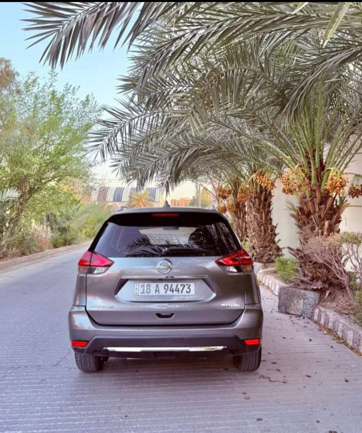 نيسان روج 2018 فئهsv اربعه سلندر نظيفه جدا 
كشنات قماش فول مواصفات 
شاشه 
تشغيل عن بعد بصمه بكل الأبواب 
تدفئه كشنات 
نقطه عميا
اشاير بالمري 
دفع رباعي 
وضعيه سبورت 
فول اوبشن 
ضرر قطعتين جاملغ الأيسر  و بنيد 
ماشيه ١٢٥
سنويه وهزه جديده 
مكان سياره ديوانيه مركز 
سعر ١٤٠ ورقه وبيها مجال 
***********
