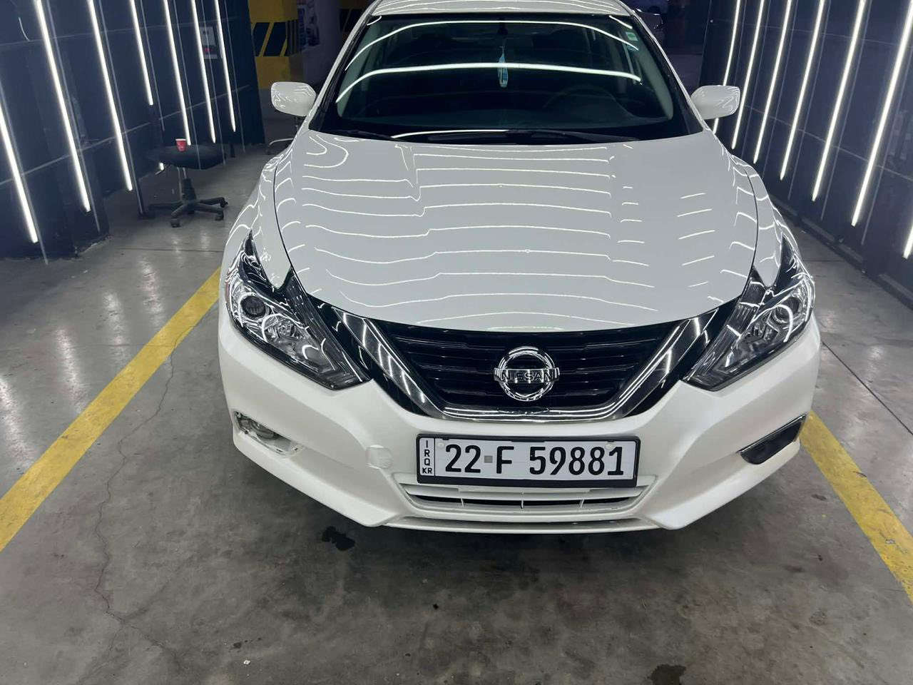 التيما موديل ٢٠١٨  مكفولة سيارة من سبخ بها قتعتين موبدل بيلادي سيارة بدون سبخ كيرو محرك مكفولات  سنوية رقم جديد بشرط تحويل وكالة  سيارة جديد من كول شي سدر تايرات 
سعر ١٣٥ بها مجال 
***********  
مكان سيارة كلا
