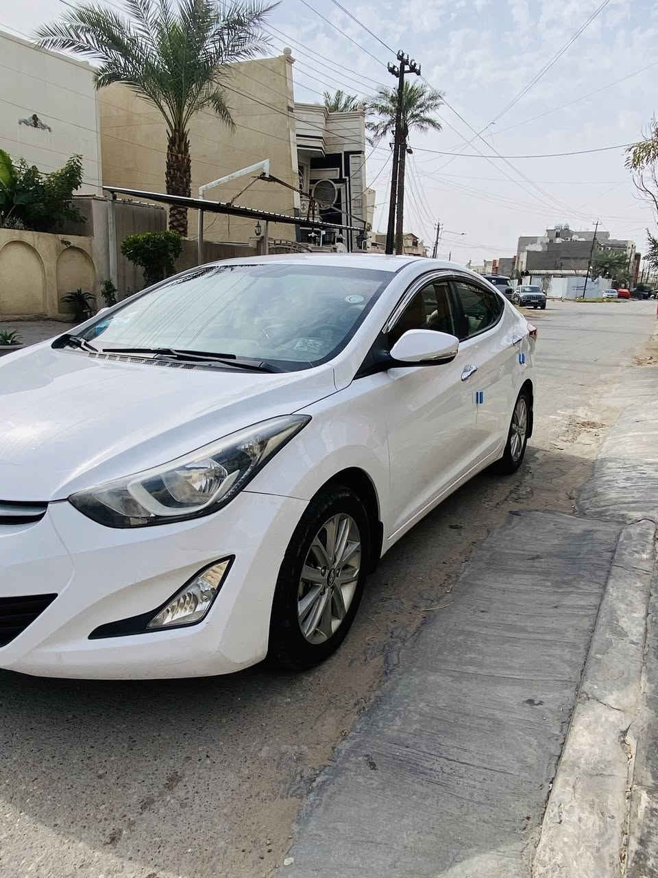 السلام عليكم النترا 2015 خليجي رقم بغداد سياره جاهزه من كلشي مكفوله صبغ وتبديل وبارد  فقط تكحيل بسيط مكاني بغداد المنصور او الخضراء للاستفسار *********** السعر 129
