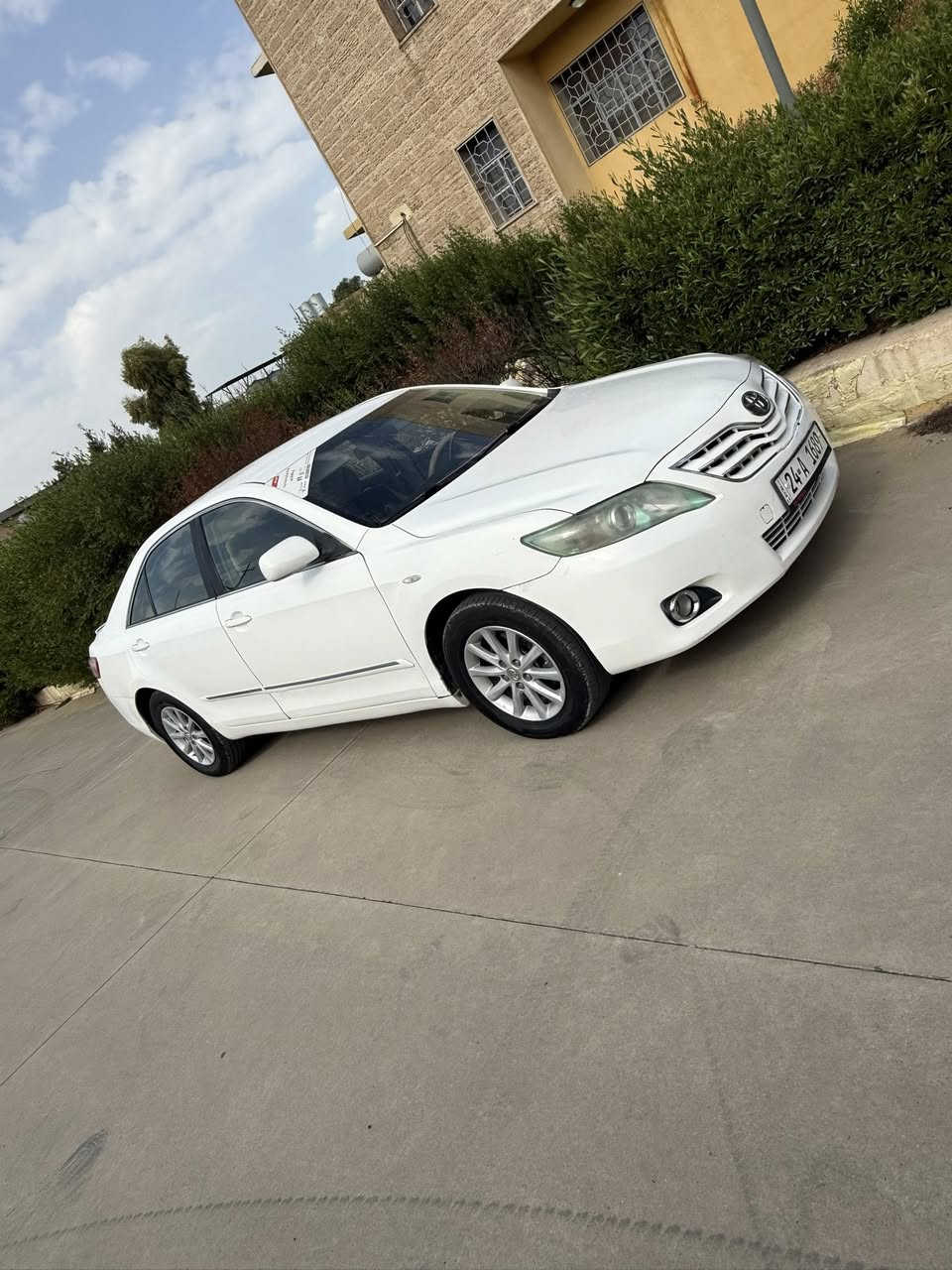 کامری ٢٠٠٧ بۆ فرۆشتن ٣ پارچەی پشتی هەیە  سعری ٨٥ محاملە  شوێن هەولێر پەیوەندی ***********
