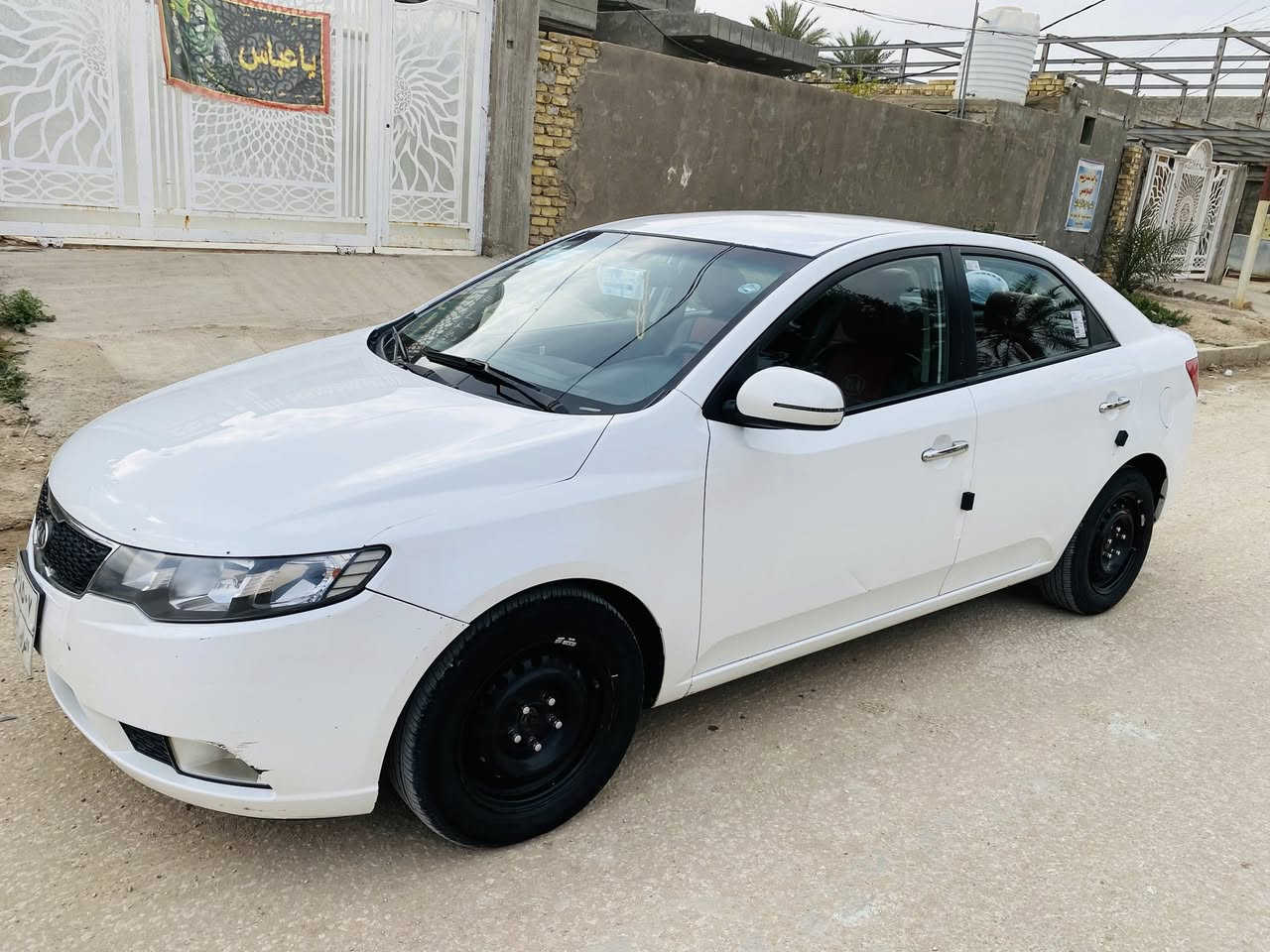 سيراتو 2011 خليجي
مكان السيارة بابل المركز  رايدها 107$ وبيها مجال للشراي يتصل ويدلل
*********** 
رقم اربيل سنوية  ماساقطه
باسمي تحويل مباشر
مكفولة من الصبغ كفاله عامة حتى الدعاميات
بيها فقط بارد موضح بالصور والباقي كلة مكفول شرط الفحص والسونار
ماشيةkm 188
مكينة 1600 
دشبول ليزري
كيج حماوة
تحكمات ستيرن فول
بلوتوث اوكس
حساسات خلفية
كامرة خلفية
يدات نيكل
عليها ادامة كاملة من صدر امامي خلفي منضومة تبريد جديده
