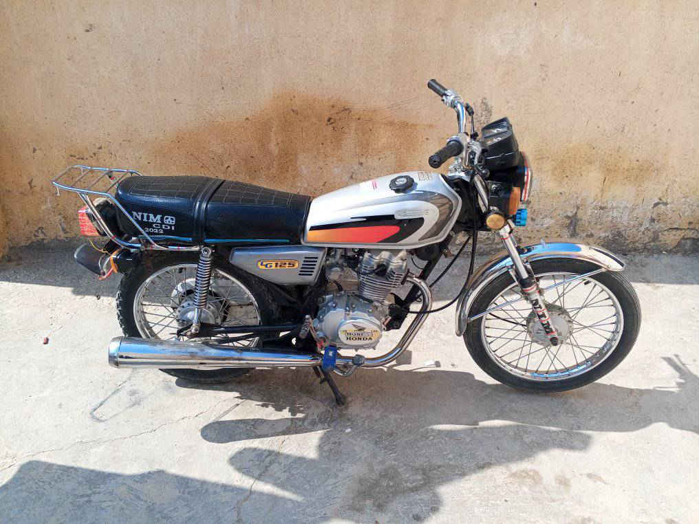 دراجه موديل ٢٠٢٢ ب ٧٥٠ ***********
