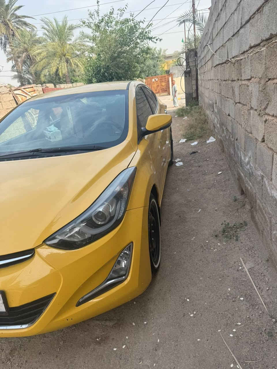 يالله
السلام عليكم 
🚗النترا 2014 امريكي للبيع
🔷- رقم انكليزي الجديد ( بغداد ) بأسمي. 
🔷-سنوية لل2029 هزة جديدة. 
تحويل ثاني يوم 
🛠️مواصفاتها:-
🔺-تحكم استيرن جهتين.  
🔺-نظام ايكو ( ECO ) اقتصادي. 
🔺-كاميرا خلفيه. 
🔺-حدادية جديده. 
🔺-ارضيه جلد امريكي. 
🔺-تبريد وتدفئة . 
🔺-ادامه كامله قبل 10 ايام من نوزلات وبلكات وفيت بم كله جديد. 
🔺-تخم تايرات جديد. ابو خط الابيض
🔺-باتري جديد. 
🔺-تدفئة كشنات . 
🔺-محرك 1800 المرغوب وكير مكفولات. 
🔺- دواخل لغد و شواصي كفالة. 

‼️ حادثها من امريكا بخشم البنيد وباب خلفي بلادي بدون  بدون دواخل. 

⚠️ السيارة بعد احلى من صور تجي وتشوف وبخدمتك. 

🏠مكاني ديالى - العبارة . 

***********  اتصال أو واتساب

💵السعر 106 وبيها مجال بسيط
