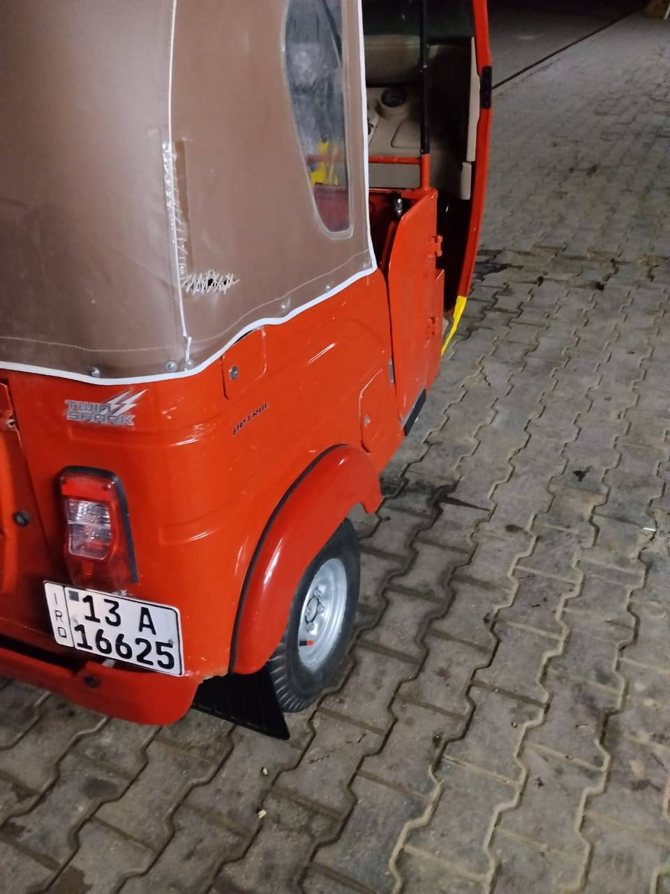 سلام عليكم تكتك موديل 2022 /9
مكفوله من صبغ والمعجون تكتك حلوه مرتبه الشراي يتصل ***********   مكلف بلنشر
