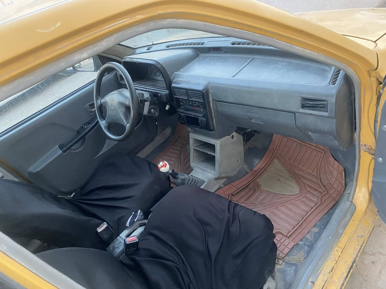 سايبا للبيع مديل 11 حلوه سياره معايزه شي كير  مكينه حداديه تخم تاير ابو خطه كهرباءيات كلها شغاله رقم بابل  مصفره من كلشي سعر 16  وبيها مجال ***********
