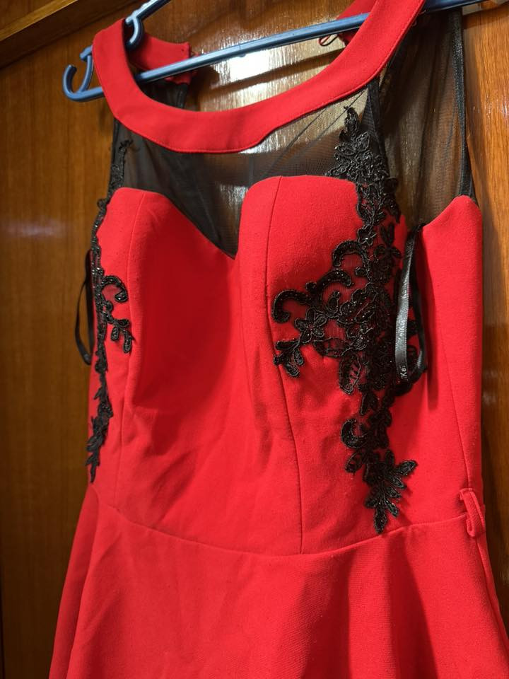 ملابس للبيع باليبل
بنات ملابس للبيع الاغلب باليبل 
توجد خدمه توصيل لجميع المحافظات


**إذا كنت صاحب هذا الإعلان وتريد حذفه لأي سبب، رجاءا أرسل رسالة إلى الدعم الفني**