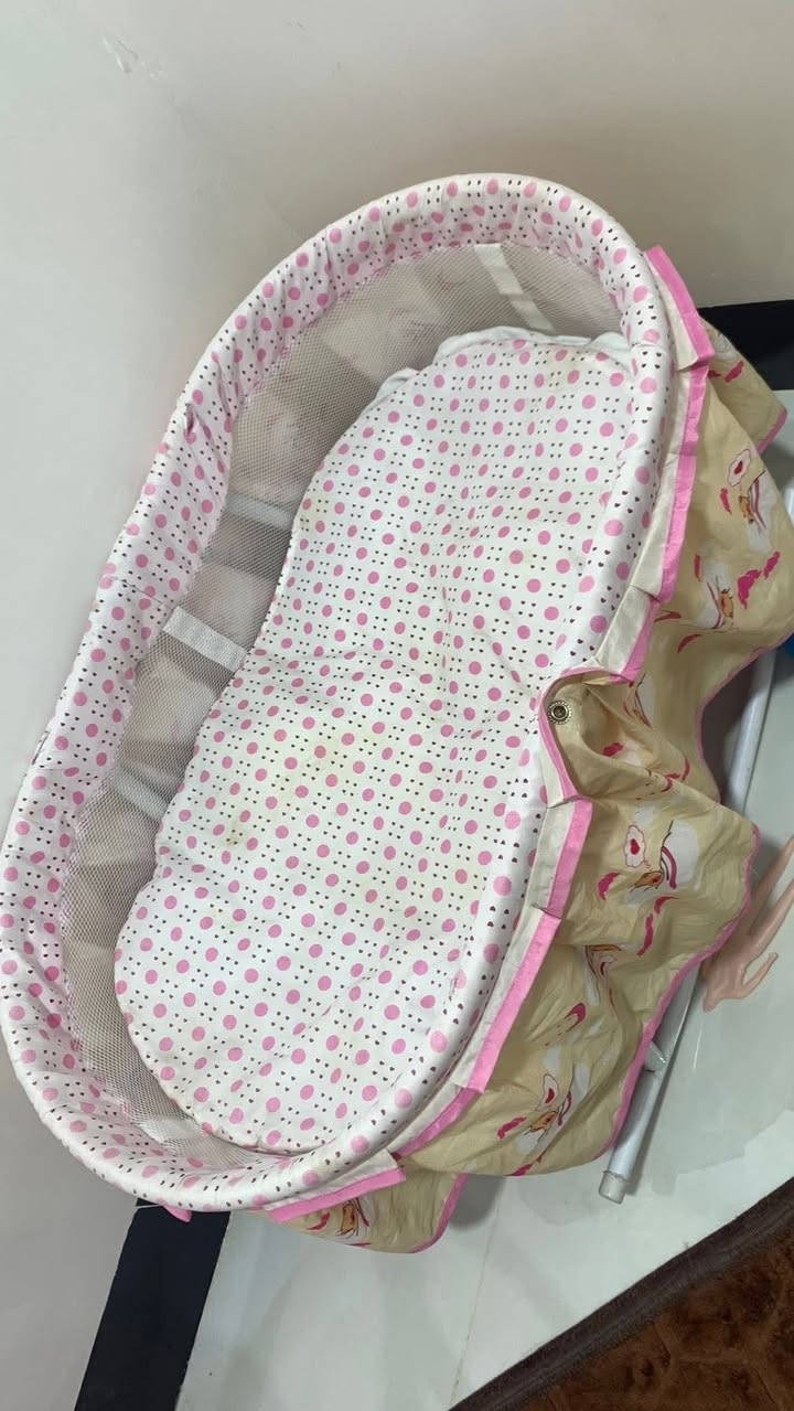 مشلح للبيع الوردي 15 وبي مجال وعسلي 25 وهم بي مجال شراي خاص


**إذا كنت صاحب هذا الإعلان وتريد حذفه لأي سبب، رجاءا أرسل رسالة إلى الدعم الفني**