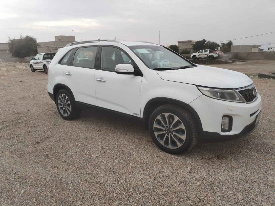 السلام عليكم سورنتو للبيع رغم بغداد للستفسار والتفاصيل اتصل *********** ٠٧٨٠٠٤٧٥٠٦
