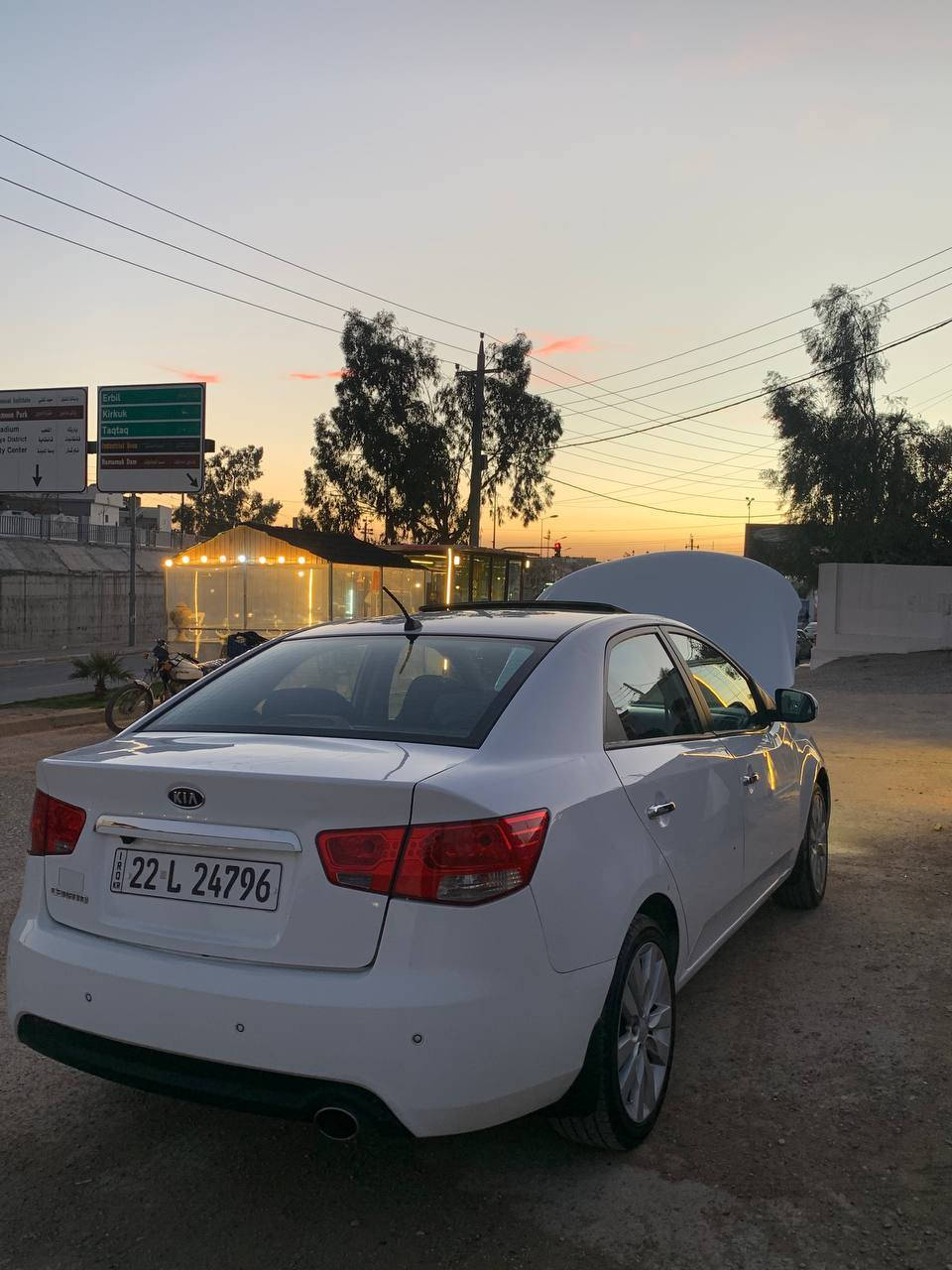 سەرەتا بەناوی خوای گەورە کیا سیڕاتۆ 2013 فول فول سڵایت بەسمە تەحەکوماتی سەر سووکان گێڕ تۆماتیک عادی گێری پشت سووکان ڕەسمی سۆنەریم داناوە  سەیارەیەکی تا بڵێی خاوێن و بێ کێشەیە ڕەقەم و سەنەوی تازەیە تا 2030 182 هەزار ڕۆشتوە بۆ زانیاری زیاتر پەیوەندی بکە لە خزمەت دام ژ.م *********** *********** كويسينجاك, أربيل
