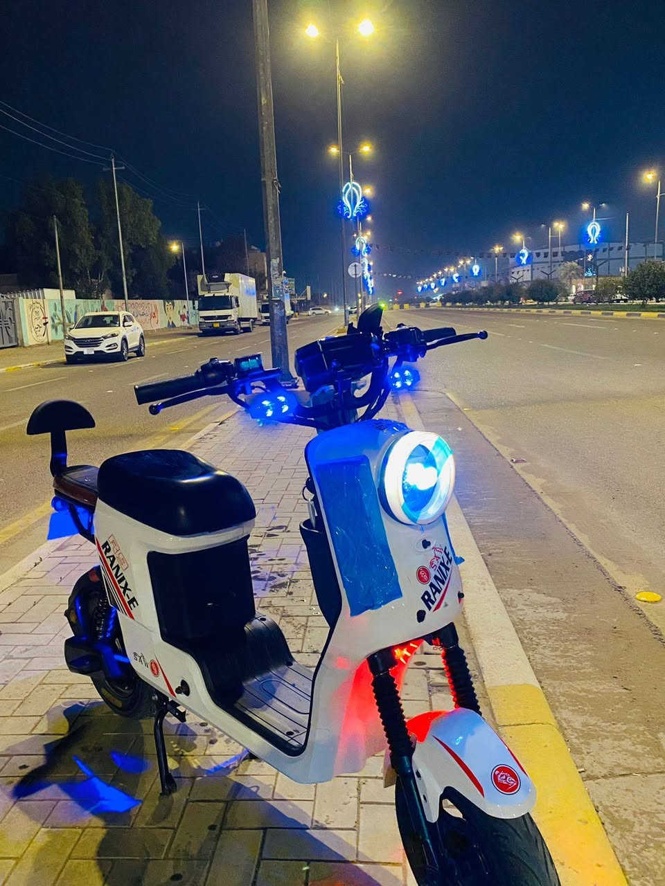 سلام عليكم شباب عندي دراجه شحن R9 للبيع الاستفسار عله هذا الرقم *********** بسعر خاص 🔥🔥
