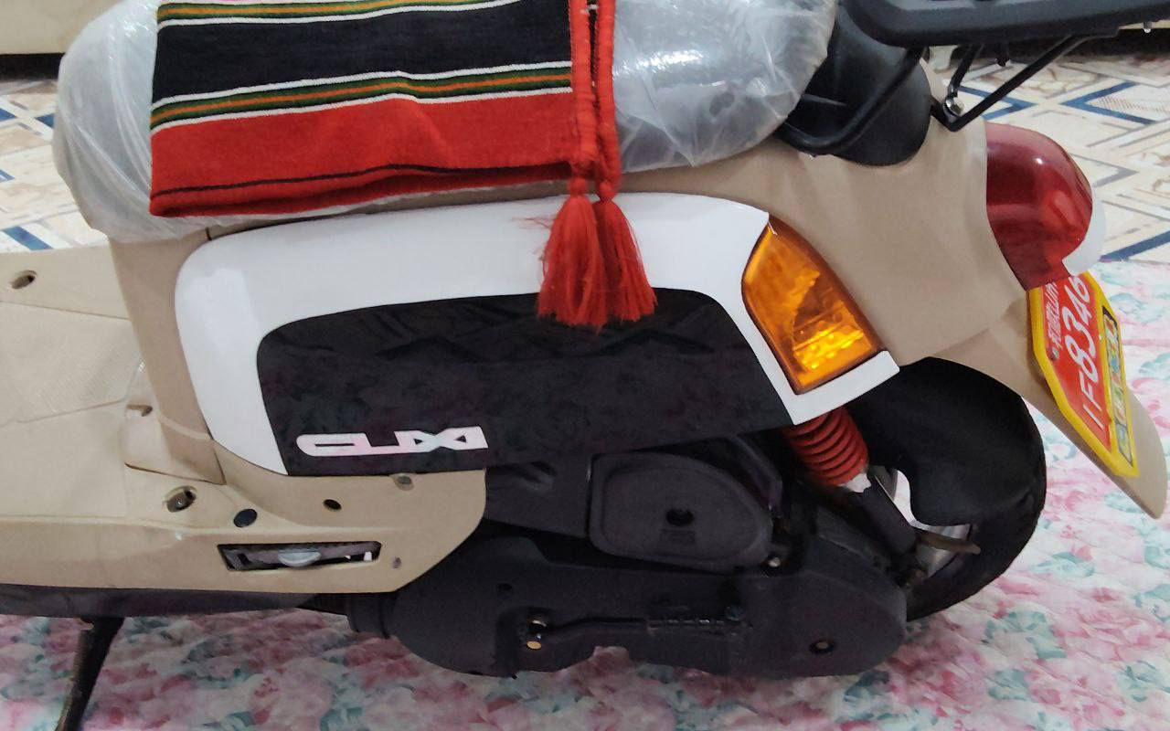 ماكس بوليسي موديل ٢٠٠٨ داخل كريمي كفرات مختم وموجود داخلها الاملح همين كاملة مابيها نقص محرك مبدل ولفات بس اصليات ستن ستيل يم امير عوض دراجة ناعمة وحلوة  شلعة ومعدل سعرها 850 وبيها مجال للشراي
مكاني كربلاء الحسينية
هذا رقمي اتصل او واتساب ***********
