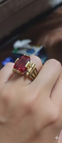 خاتم انتيك • ياقوت باريسي • نحاس خالص