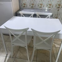 ميز خشب ارجل حديد كراسي عظم عاج الاصلي سعره ١٠٠ الف مكاني بغداد ٠٧٧١١٠...