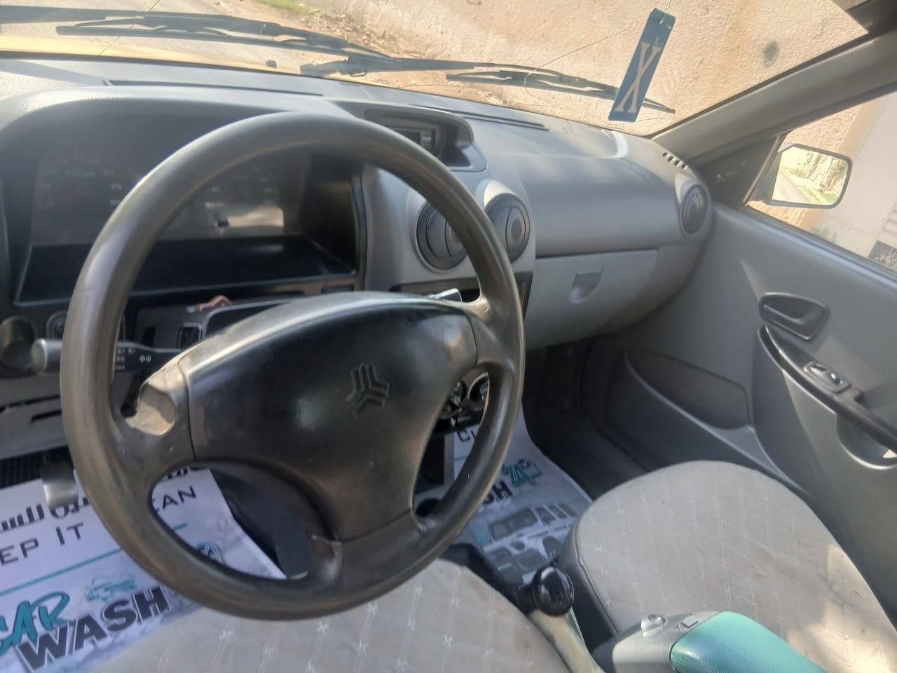 سلام عليكم سايبه للبيع موديل ١٥مكان السياره بغدادالراشديه السعر ٣٠ وبيهه مجال *********** واتساب
