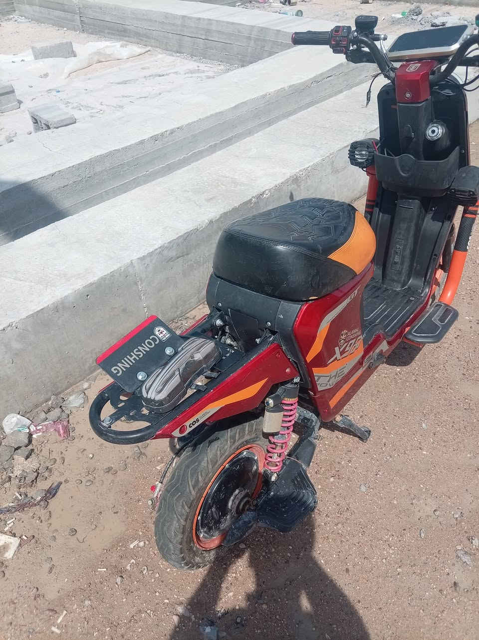 دراجه شحن x900 بدون بطاريات بيهه اشويه نواقص سعر ١٨٠ وبيهه مجال رقم راعيهه *********** العلوان ابو الخصيب مهيجران
