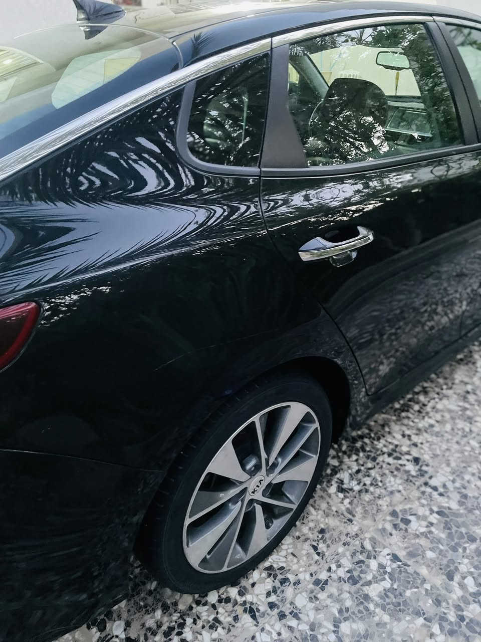 سلام وعليكم اًوبتما ١٩ فول مواصفات S
رقم سليمانيه تحويل  اوكاله عامه 
قطعتين صبغ بدون دواخل
گير مكينه حداديه كفاله 
موصفات 
بصمه تشغيل 
بصمه ابواب
يدات ترحيب
قياده ذاتيه 
تحديد مسار 
توقف ذاتي 
شاشه جبيره 
كامره دواره 
لايت امامي لد 
الخلفي لد 
حساسات اماميه وخلفيه
كشن كهرباء 
كشنات جلد 
سياره جاهزه على اخر حبايه 

غير متواجد عل فيس
***********
السعر 130  وبيه مجال بسيط 
مكان كربلاء
