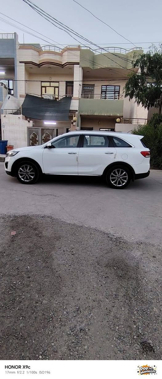 كيا سورنتو 2015 خليجي رقم اربيل فول مواصفات بدون سلايت محرك اربعه 2400 بدون صبغ بدون تبديل كير محرك شرط تبريد ثلج هزه سنوية كله جديد ماشية 200 
السعر 162 بي مجال 
*********** كركوك, العراق
