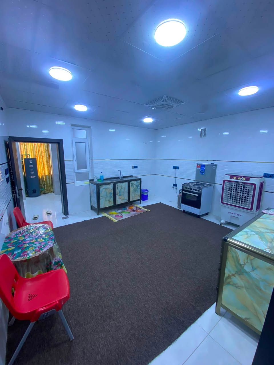 ✨ شقة مؤثثة للإيجار اليومي ✨
📍 بالقرب من مرقد الإمام الحسين
شارع حسن زيني

راحة، نظافة، وخصوصية تامة
🛏️ غرف نوم مريحة
❄️ تبريد ممتاز
🍽️ مطبخ متكامل
🚿 حمام نظيف وخدمة ممتازة

متوفرة للإيجار اليومي بأسعار مناسبة 💰

واكو ايجار لفتره صفر وليسه في اليوميه 

📞 للتواصل واتساب أو اتصال:
***********
