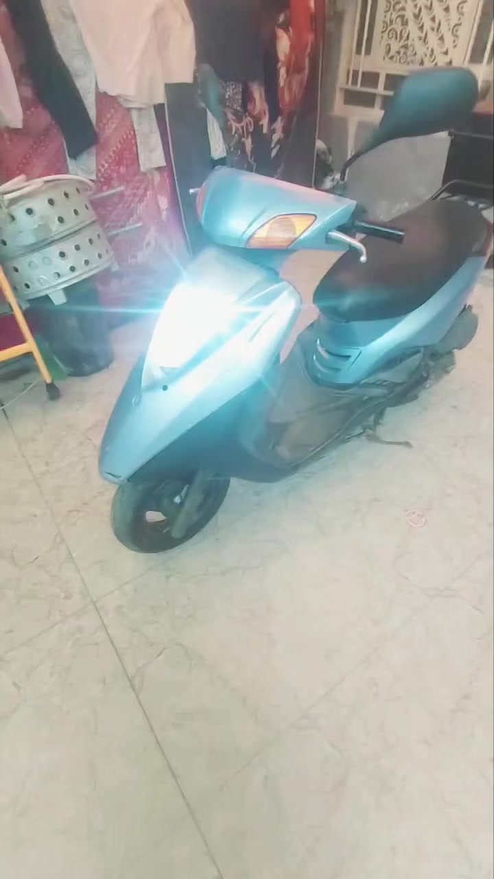 للبيع .. ياماها بريز مكينة مكفولة كلجات مكفولة تايرات جديدة دبلات نظيفة كهربائيات كيجات كلهة شغالة اوراق كاملة شرط الشلعة والمعدل  .. السعر ٥٥٠ هاتف *********** بغداد الحسينية الراشدية
