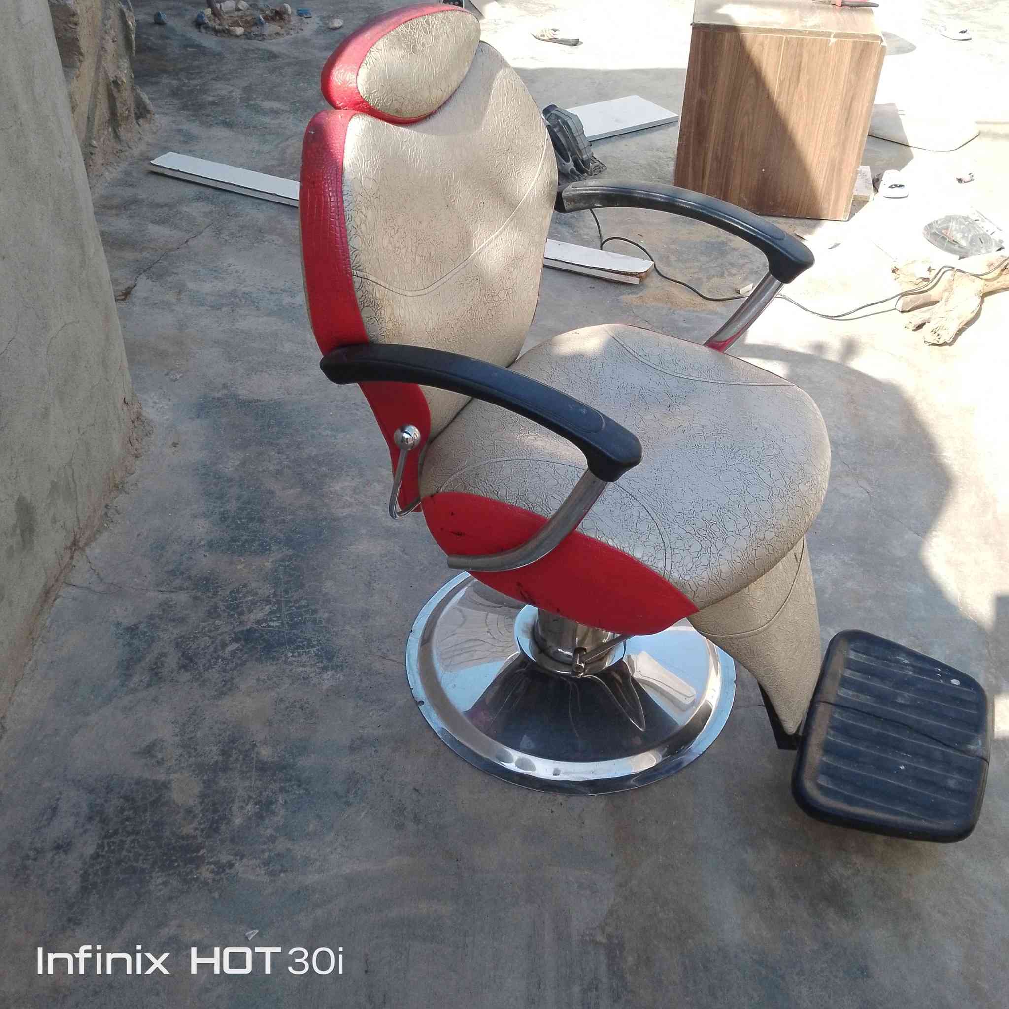 كرسي حلاقه للبيع
سعره ..75. الف


**إذا كنت صاحب هذا الإعلان وتريد حذفه لأي سبب، رجاءا أرسل رسالة إلى الدعم الفني**