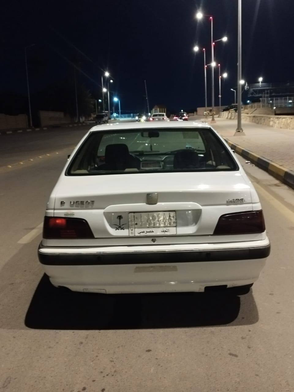 بيجو بارص موديل 20 كهربيات شغاله كشن كله جديد ضرره فقط بجم قليل تفاصيل اكثر اني مكلف بنشر مكانه كوت رقم *********** بي وتساب
