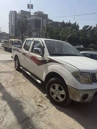 للبيع نيسان نيفارا  2010 كير ومحرك لا تنقيص ولا تبخير  كهربائيات. تبري...