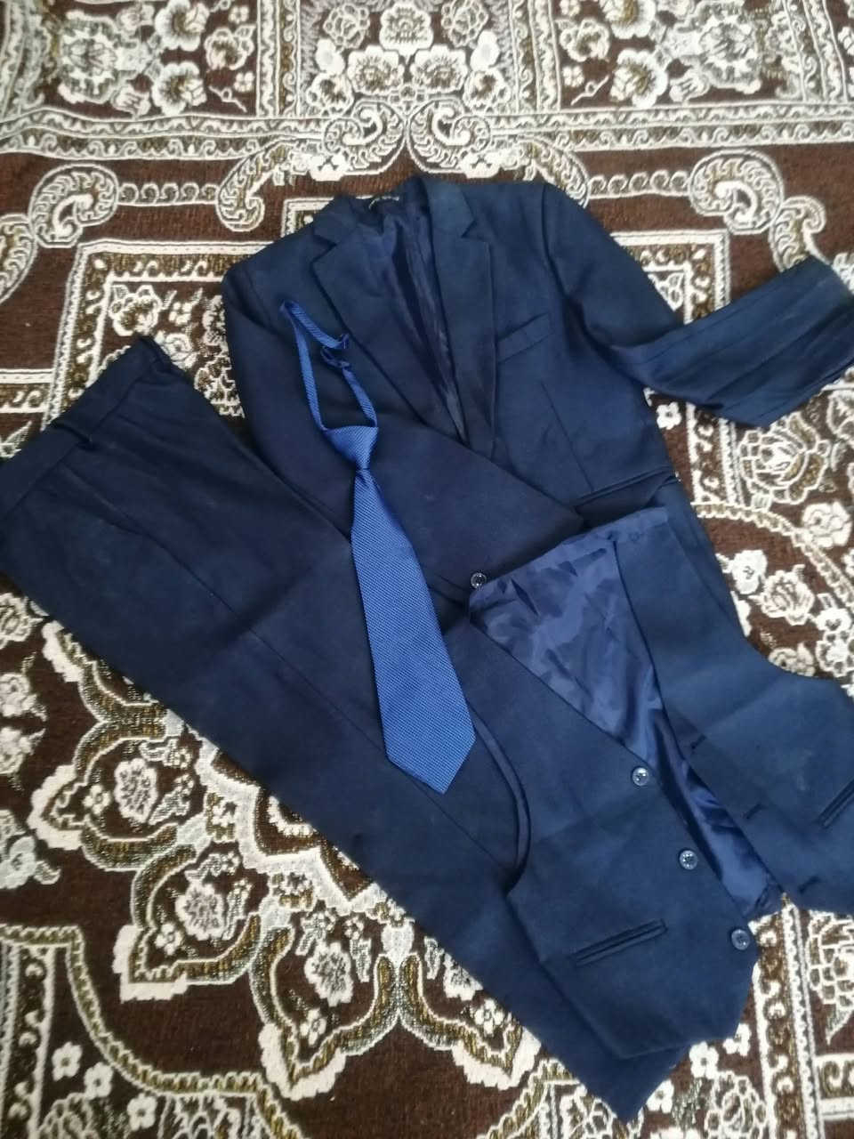 قوط ولادي شرط نظافه وماركه واكو ستره فقط الستره 5


**إذا كنت صاحب هذا الإعلان وتريد حذفه لأي سبب، رجاءا أرسل رسالة إلى الدعم الفني**