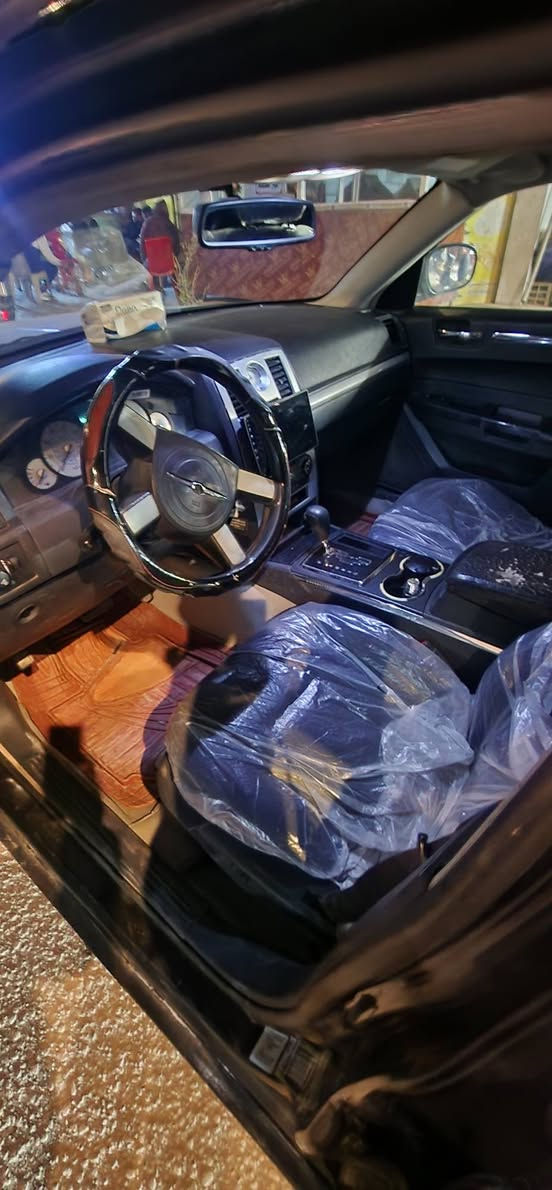 السلام عليكم اوباما 2010 رقم بغداد بيها 3قطع مثل ماموضح بسونار سياره نظيفه حلوة مكاني بابل ***********
