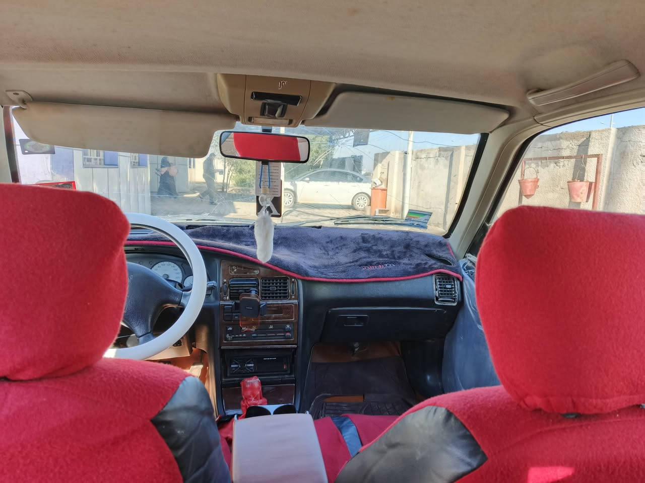 السلام عليكم.. بيجو بارص للبيع ٢٠١٣ مصفرة هيئة وغرامات سنوية ٢٠٢٨ للتفاصيل أكثر الاتصال على الرقم ***********
