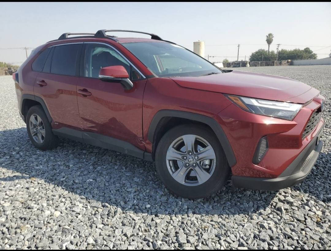 RAV4 XLE 2024 HYBRID
السيارة كليييين (بيها طخة كلش خفيفة بالباب)
تصير بدون صبغ 

بجم كبس امامي وخلفي

ماشية ٢٠ الف

تمشي وتشتغل 

مصلحة ارباكاتها مال بردة 

حداديتها مصلحة 

يعني السيارة جاهزة 

فول مواصفات للأخير ماعدا البانوراما 

حاليا السيارة بالحرة 

تدخل حرة وتدخل على كتاب  شهداء

للأستفسار اكثر الاتصال على الرقم 

***********
