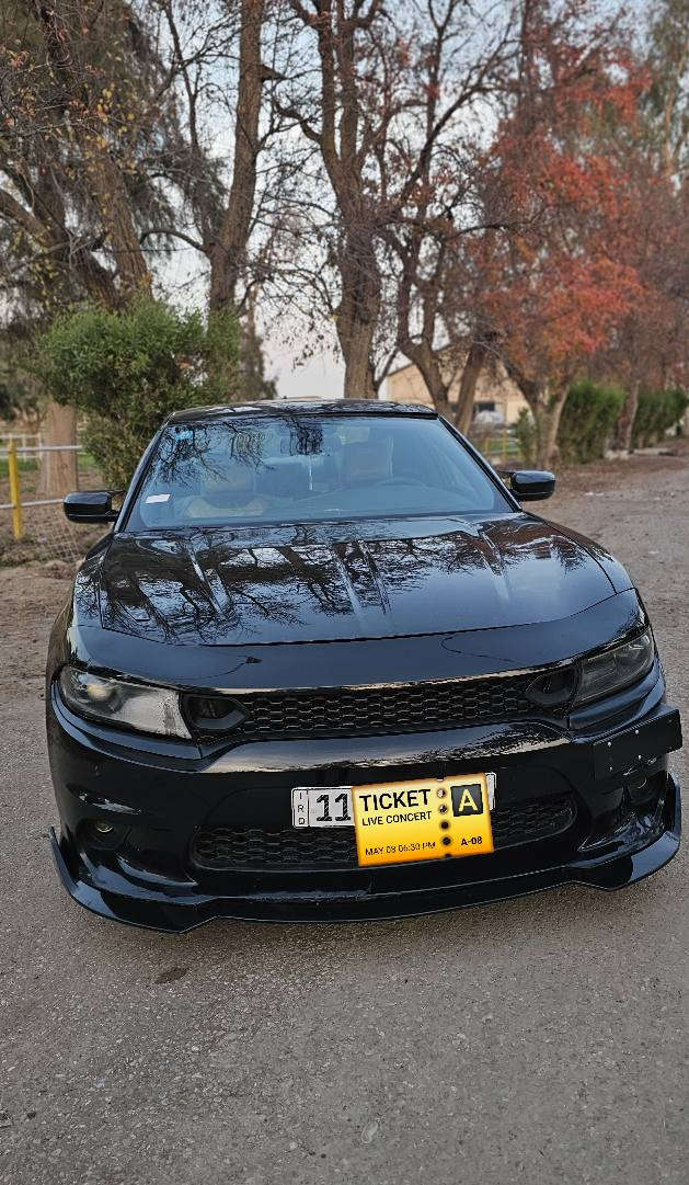 دوج جارجر   SXT   
الموديل : 2016 اصل
المحرك : 3600 
العداد : ( 150 M ).
اللون : اسود
الرقم : بغداد     
تشغيل عن بعد+ برمجة مراوح 
سستم دمام  الباين
فج 6 بستم   
الحادث : تبديل باب السكن + بالعراق صبغ جاملغ امامي وباب الخلفي اثر شخوط
سونار مرفق جديد 
السعر : 160 ورقه وبيه مجال بسيط 
  ( بدون كص )  صور الحادث موجود 
مكينه كير نظيفات جداً والسياره فول  
مكان السياره : بغداد او بعقوبه
*********** بعقوبة, ديالى
