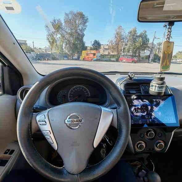 السلام عليكم شباب عندي صني 2020 للبيع مابيه صبغ فقط طخه بالبنيد وموضحه بالصور مكان السيارة بغداد العامرية رقم اربيل باسمي السعر 15.500.000 دينار عراقي 
***********
