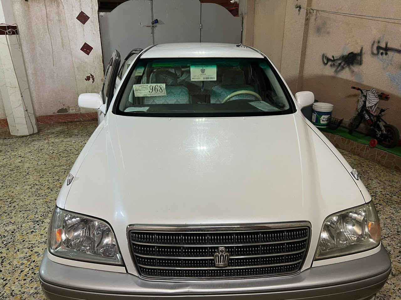 السلام عليكم شباب
سياره كراون جنون 
سياره نضيفه
مديل 2000 رقم نجف انكليزي بسمي شاصي 175
3 دكم السياره مكفوله من الكص والنقل والضربه 
برده خلفيه
لايت زنون عالي ناصي
ستيرن كهرباء تحكمات ومثبت سرعه
دواخل جلد فول بطن السياره
4 كشنات كهرباء حساسات خلفيه وماميه
مرايات هيتر + شفط
مكان السياره بصره قضاء المدينه
رقم ***********
السعر 135 وبيهه مجال قليل
الشراي يشلع عيوني
