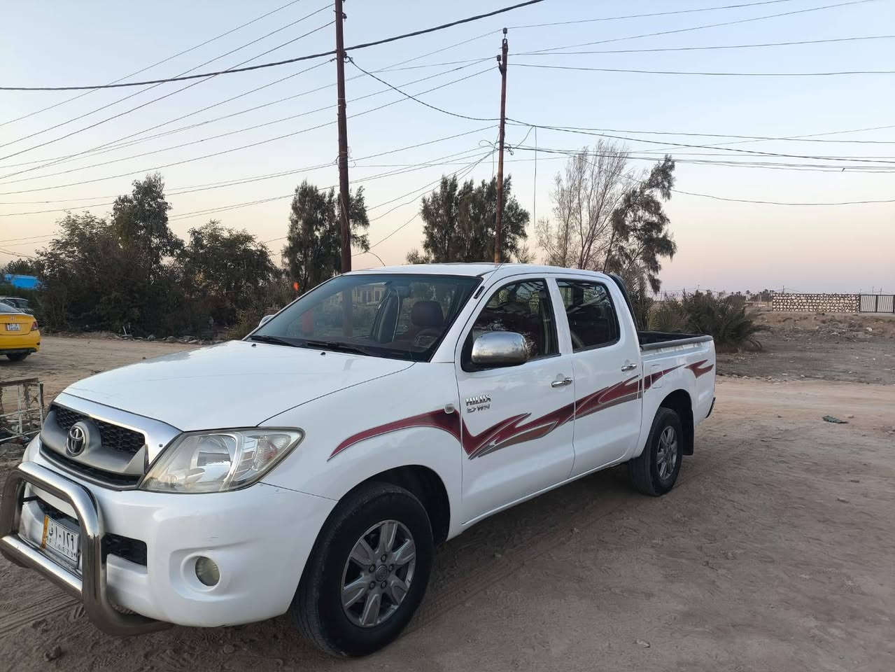 سلام عليكم للبيع بيكم فلونزه مديل 2011 رقم بغداد مشروع وطني تحويل مباشر
ماشيه 250 محرك مامفتوح
جديده سياره مال جناي 
السعر 162 وبيه مجال للشراي
*********** مكلف بنشر خاص ماجاوب
