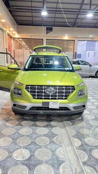 للبيع هونداي فينو موديل 2024 فول مواصفات حادثه جانبي بدون ايرباك بجم ك...