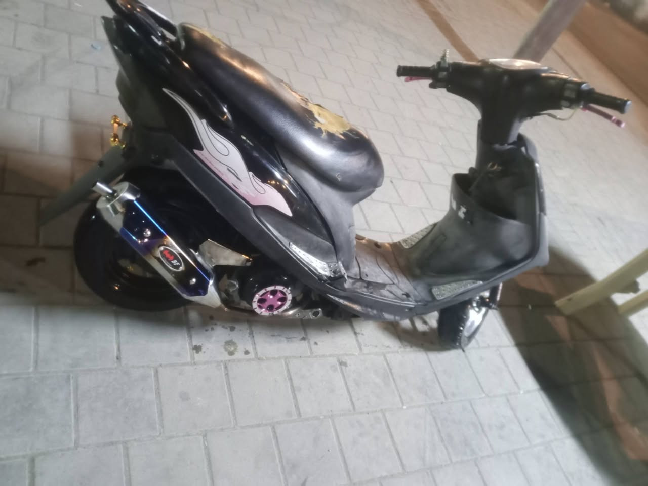 السلام عليكم ماكس للبيع عدلي كلها شغاله دراجه بلاديه وكله اصلي كفرات ويل رياضي صارنسا رياضي قبق مال بنك رياضي يدات بريك رياضي للبيع دراجه ب 500 بيها مجال كان بغداد720087 07775


**إذا كنت صاحب هذا الإعلان وتريد حذفه لأي سبب، رجاءا أرسل رسالة إلى الدعم الفني**