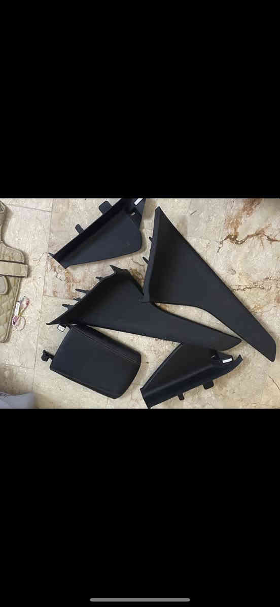 السلام عليكم 
عندي غراض للبيع للاتصال على الرقم ***********
