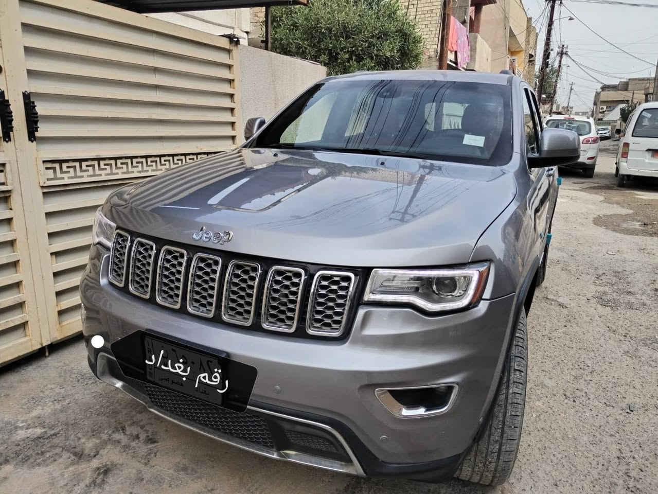 جيب لاريدو  2018.     مكان بغداد سعر 190  بيع او مراوس اب ارخص  محتاج فلوس  ***********
