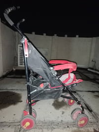عربانة طفل • نوم وجلوس • بغداد حي سومر