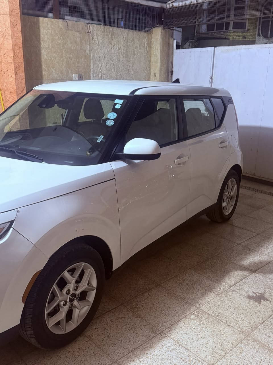 كيا صول موديل 2022 وارد امريكي { كلين }  للبيع
سيارة كلين السونار مرفق بالصور نص فول تحكم ستيرن رادارات جانبية شاشة ماشية 55  محرك 2000 دوش ( كفالة عامة )معروضه ب 175 وبيها مجال عنوان السيارة ( واسط النعمانية ) للتواصل ***********
***********
