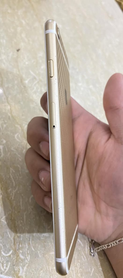 سلام عليكم آيفون 6 بلس ذاكره 64 بطاريه 100 سيمكارت شغال برامج شغاله سعر 60 للاستفسار *********** مكاني بغداد
