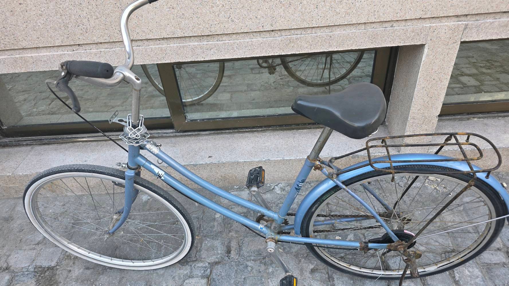 باسكل للبيع نجف شارع المدينه  حجم ٢٦ 

