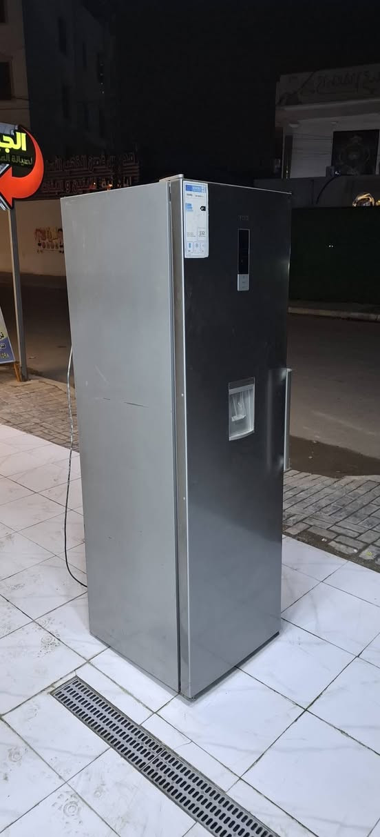 مرحبآ ثلاجة ماركة فستل ام البراد حجم 22نظام تجميد شغالة وظمان بشغلهة نظافتهة [💯 ]  للبيع سعرهة 235 بيهة مجال تواصل ***********
